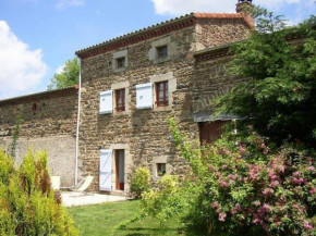 Gîte Condat-lès-Montboissier, 3 pièces, 4 personnes - FR-1-630-56